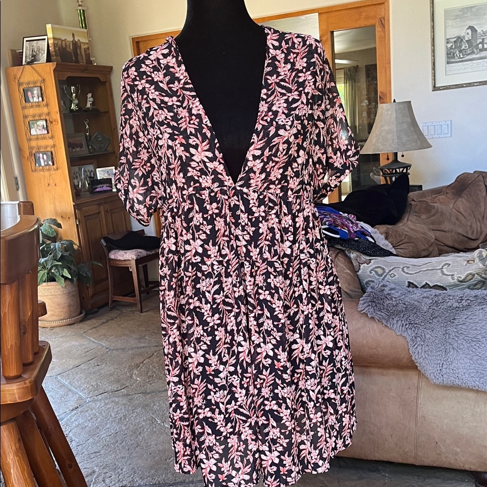 Free People Black and red Floral Babydoll style S